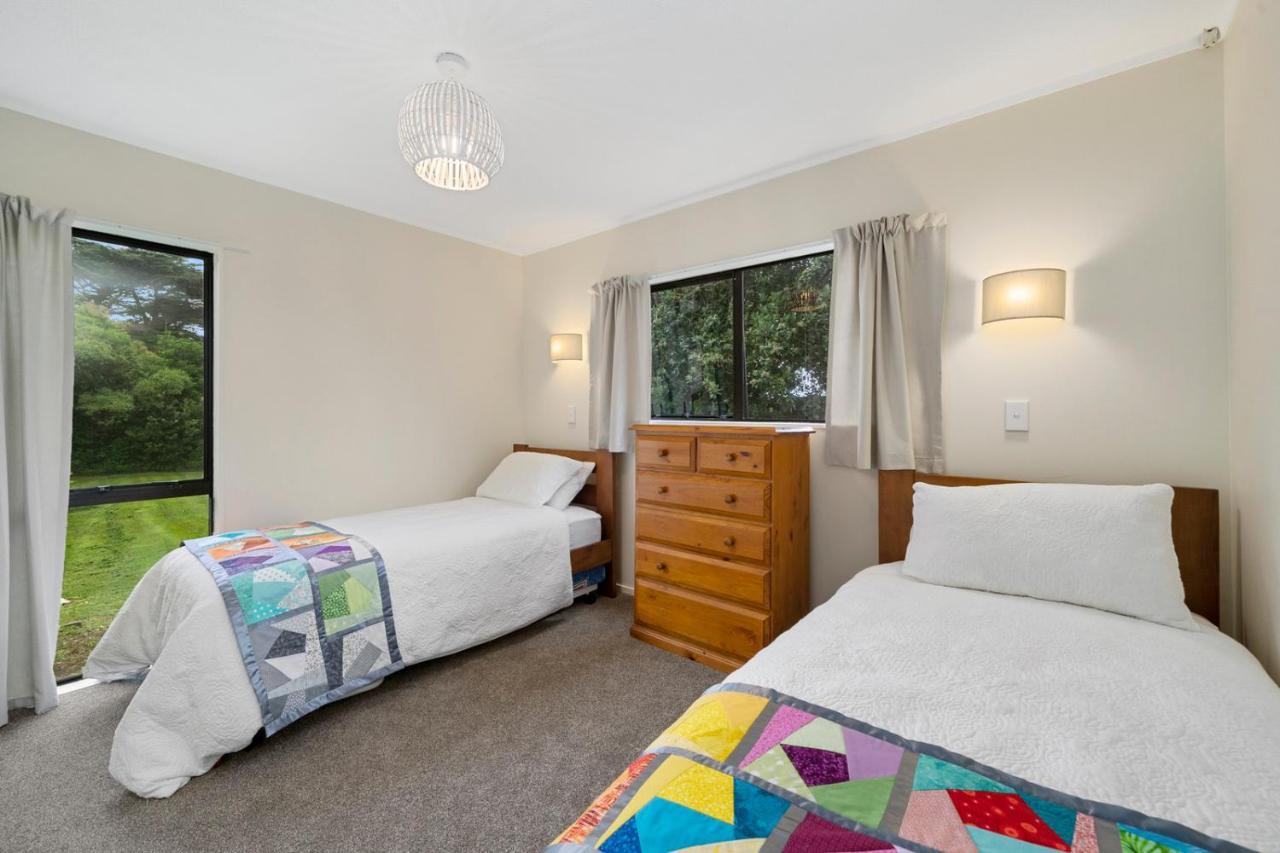 Wharerata - Otaki Beach Holiday Home Exterior foto